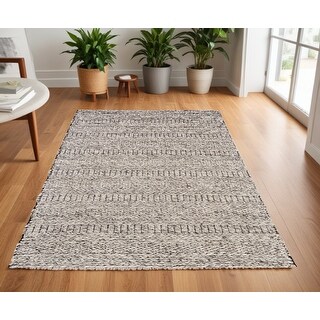 HomeRoots 4' x 6' Gray and Ivory Wool Hand Woven Area Rug - 4' x 6 ...