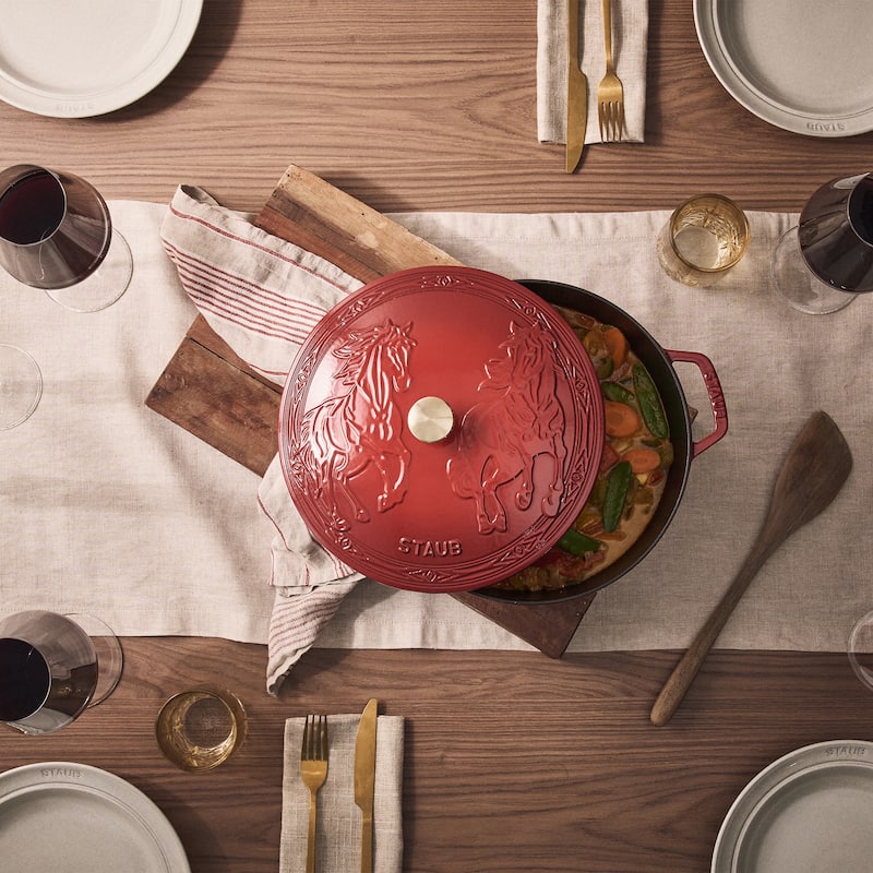Staub Cast Iron Essential French Oven, Dutch Oven, 5-quart, serves 5-6, Made in France, with Horse Lid - 5-qt