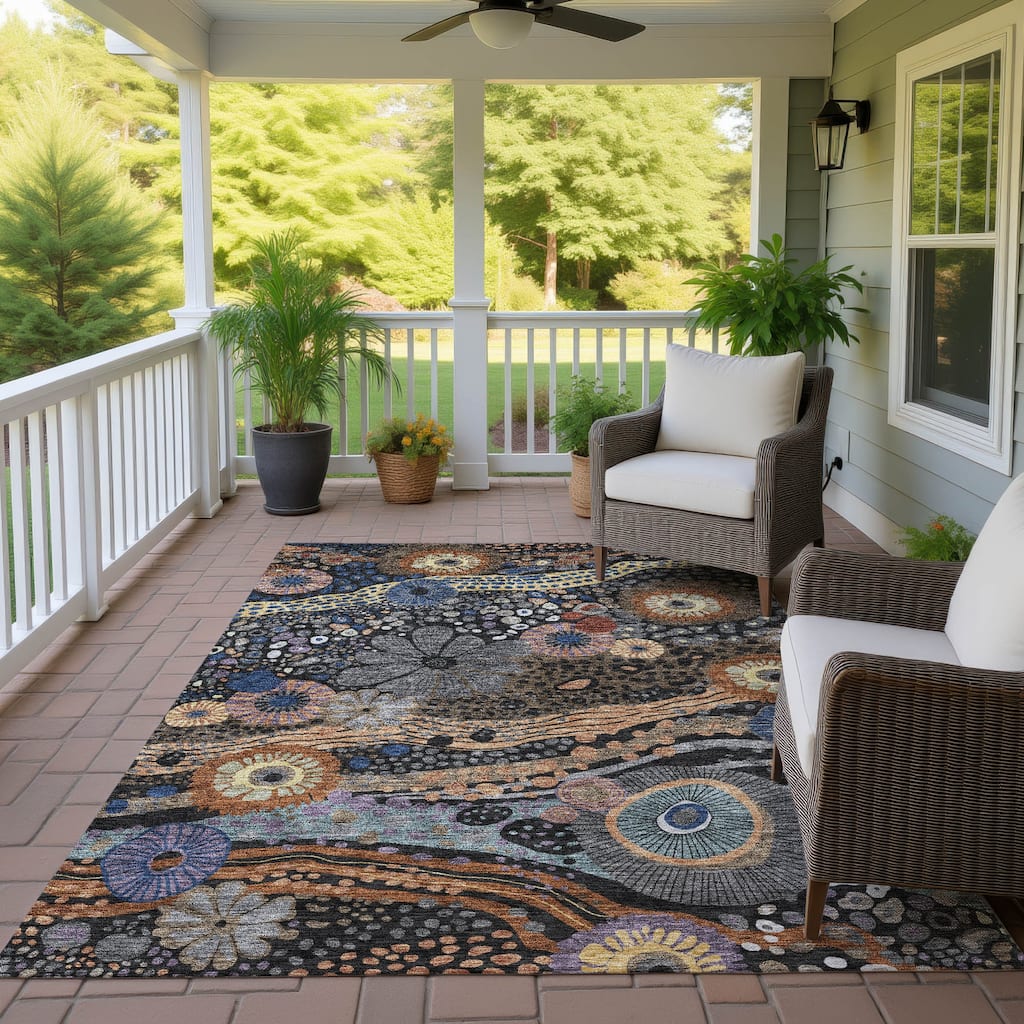 Machine Washable Indoor/ Outdoor Whimsy Floral Chantille Rug