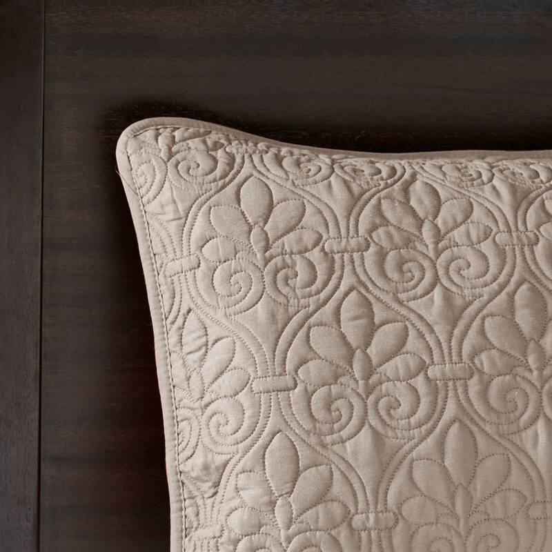 Madison Park Mansfield Reversible Bedspread Set