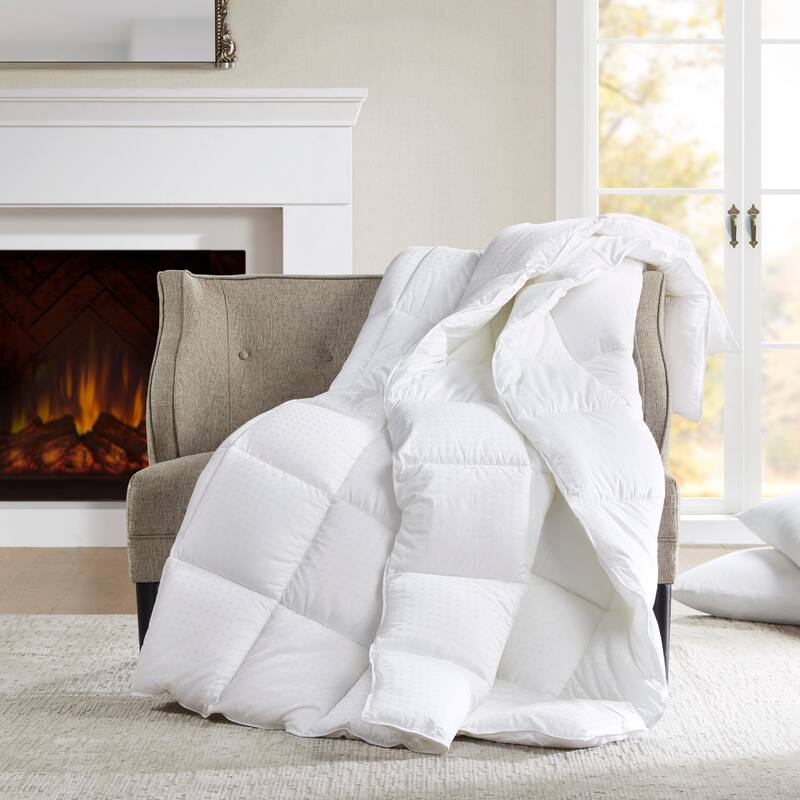 GDF Studio - Dobby Cotton Down Alternative Comforter - White (King/Cal King)