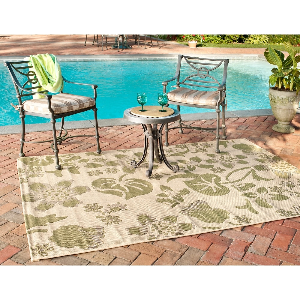 SAFAVIEH Courtyard Lavona Indoor/ Outdoor Waterproof Patio Backyard Rug