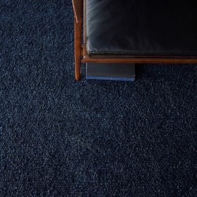 EXQUISITE RUGS Borelli Hand-loomed New Zealand Wool Navy Blue Area Rug.