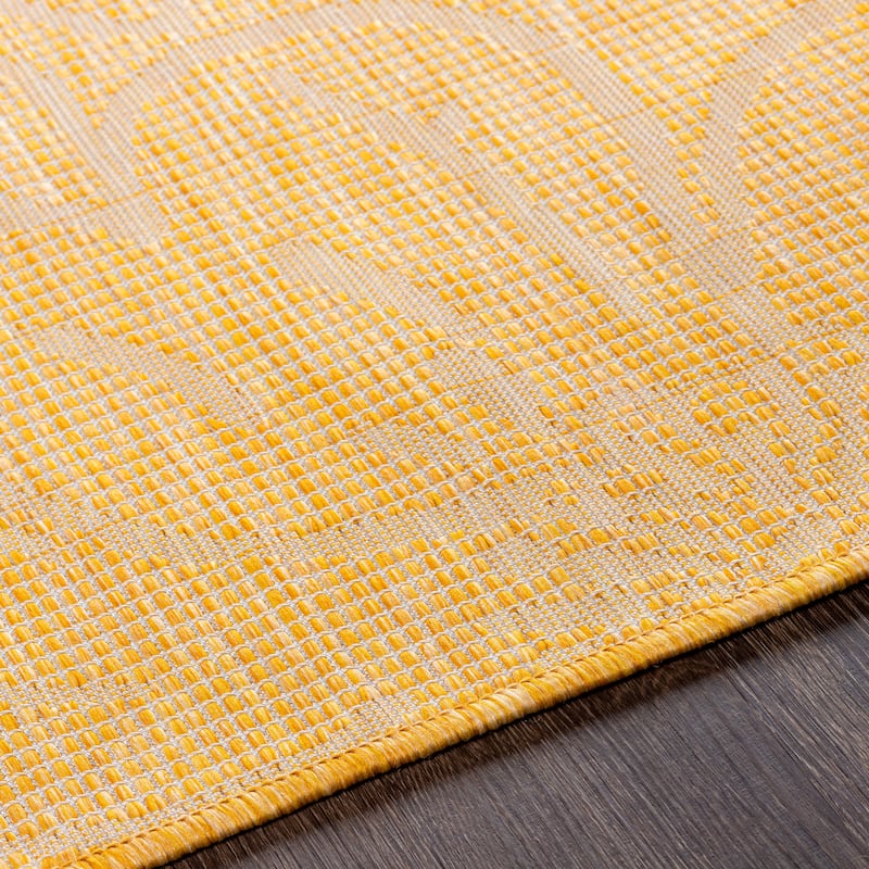 Artistic Weavers Hadley Indoor / Outdoor Floral Area Rug