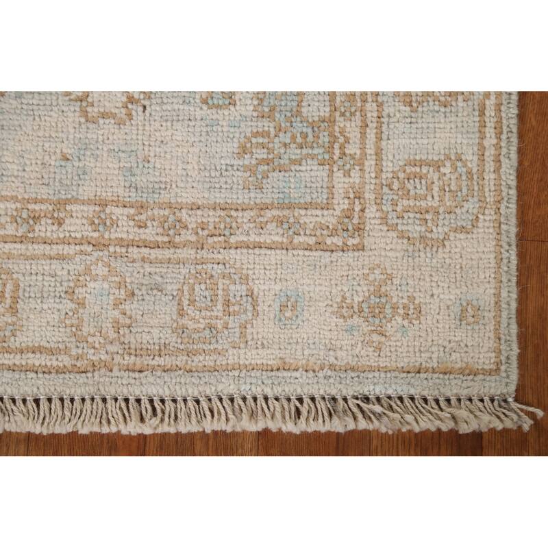 Hand Knotted Oriental 100% Wool Carpet Transitional Medallion Beige & Ivories Oushak Area Rug - 2' 11'' X 2' 0''