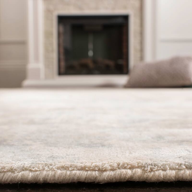 SAFAVIEH Handmade Mirage Gergina Modern Abstract Viscose Rug