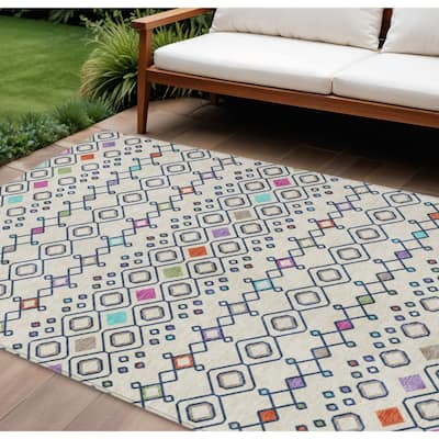 HomeRoots Geometric Modern Rectangle Outdoor Rug