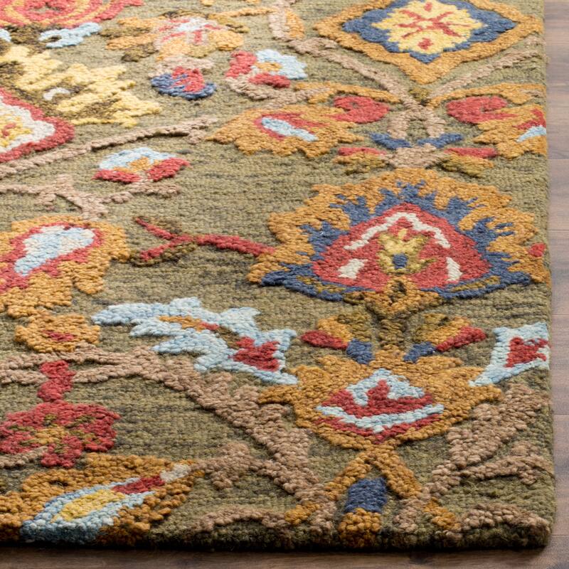 SAFAVIEH Fiorello Handmade Blossom French Country Wool Area Rug