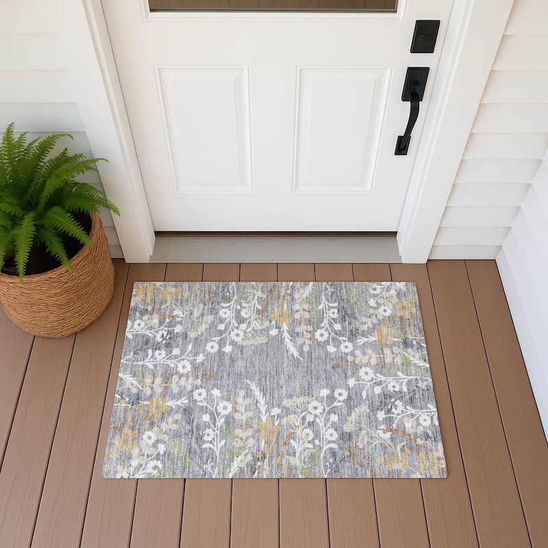 Machine Washable Indoor/ Outdoor Floral Border Chantille Rug - Gray - 1'8" x 2'6"