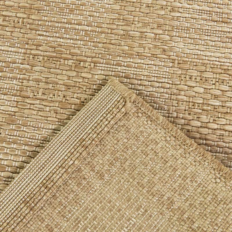 Osborne Checkered Indoor/Outdoor Area Rug