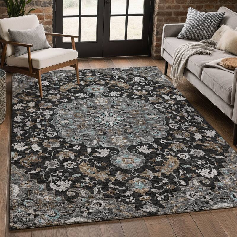 Machine Washable Indoor/ Outdoor Traditional Indore Chantille Rug