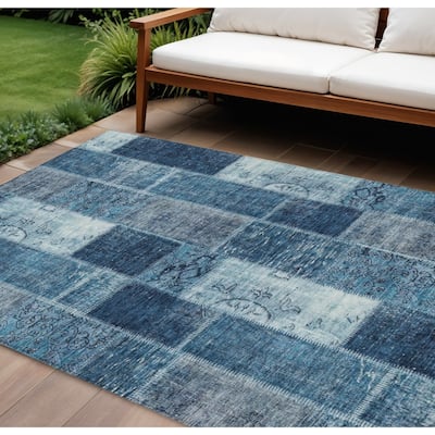 HomeRoots Patchwork Traditional Rectangle Outdoor Rug