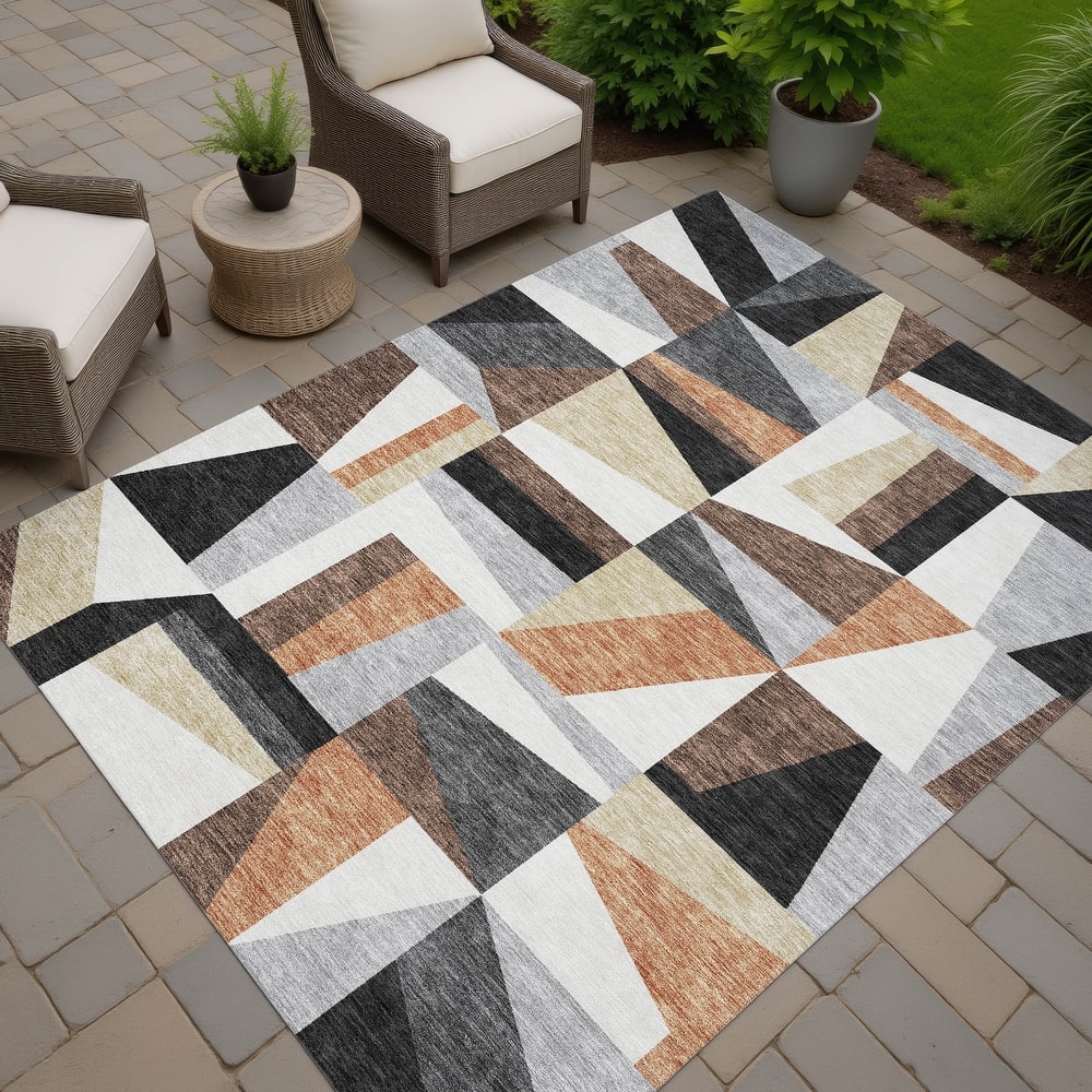 Machine Washable Indoor/ Outdoor Contemporry Mosaic Chantille Rug