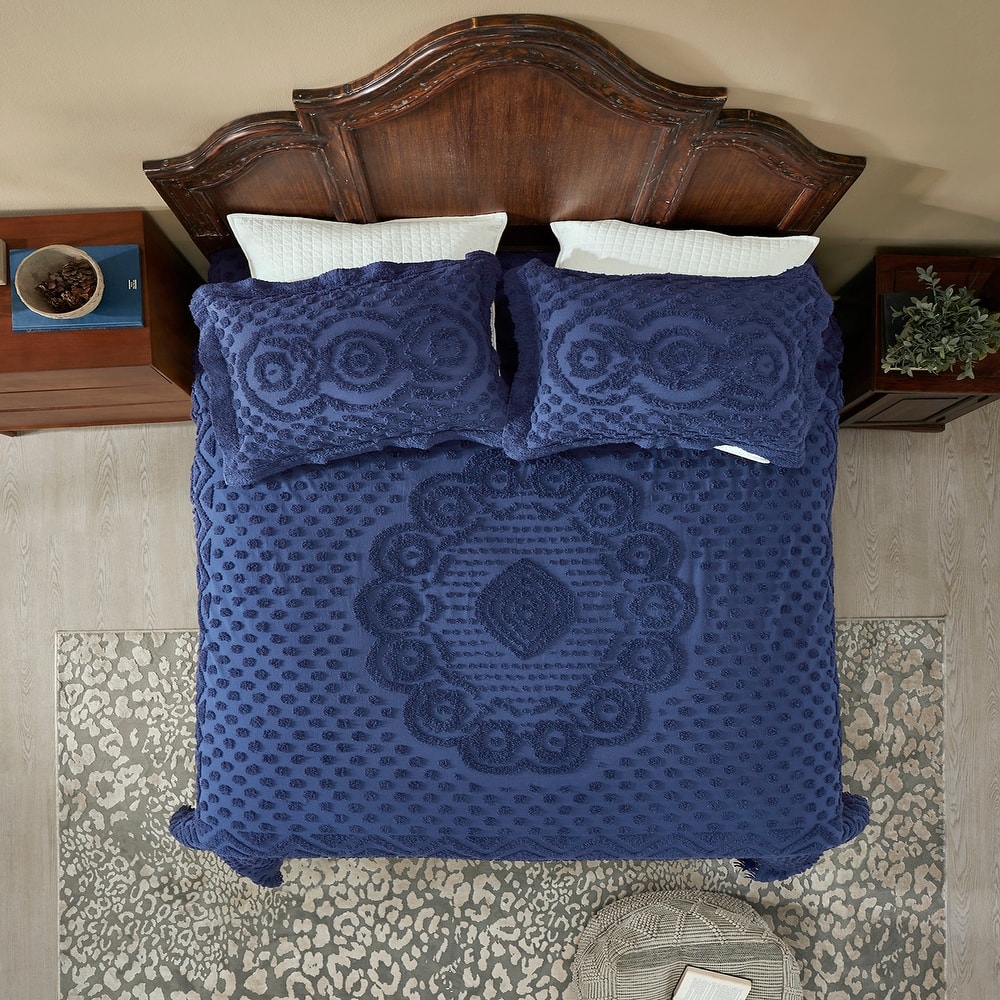 Better Trends Heirloom Collection 100% Cotton Tufted lightweight Medallion Design Machine Washable Bedspread Set