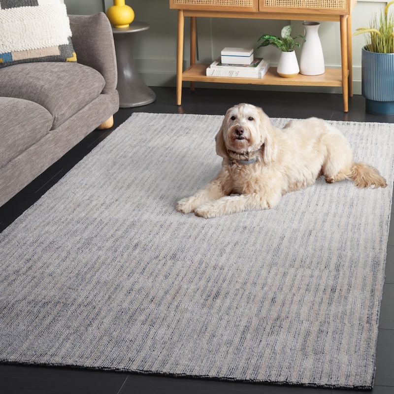 SAFAVIEH Handmade Restoration Carmelo Vintage Rug