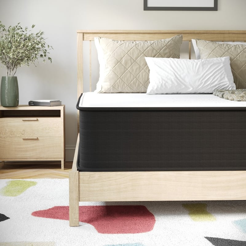 Premium Foam and Pocket Spring Hybrid Mattress in a Box