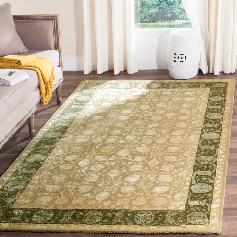 SAFAVIEH Handmade Silk Road Hali Traditional Oriental Wool Rug - 4' x 6' - Ivory/Sage