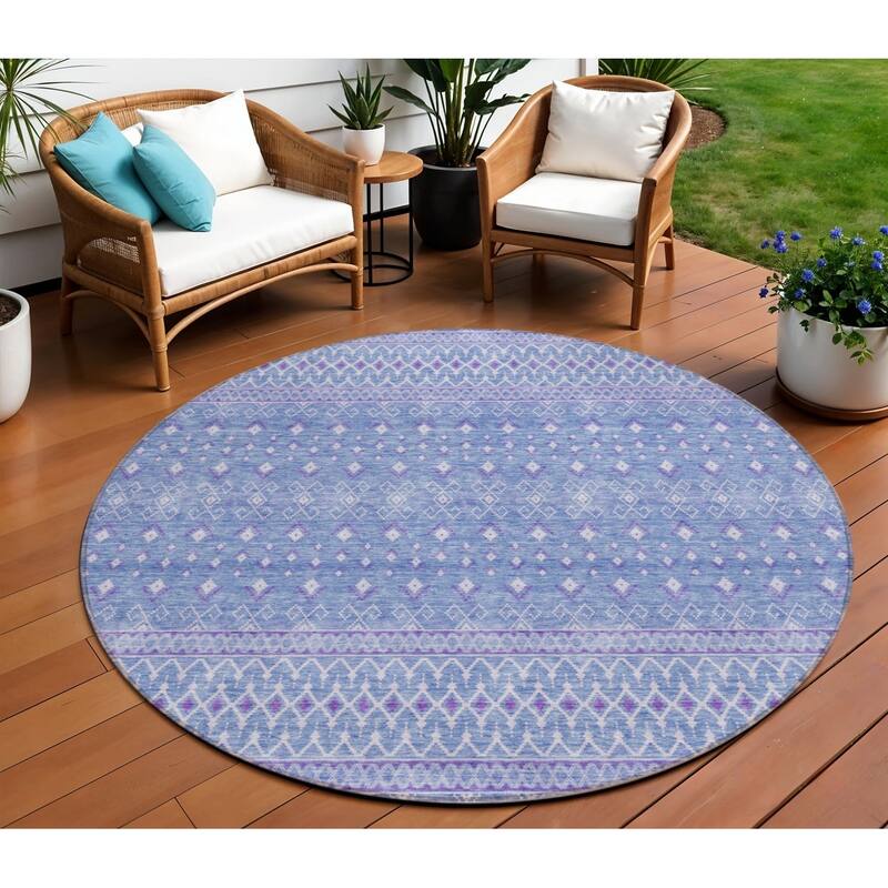 HomeRoots Tribal Transitional Rectangle Outdoor Rug - 8' Round