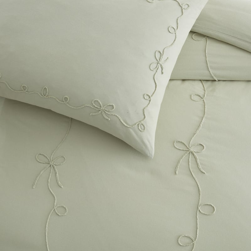 Peri Home Sasha Bows Comforter Set