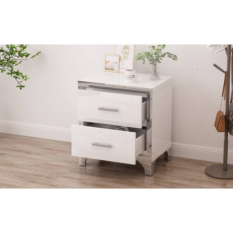 Elegant High Gloss Nightstand With Metal Handle, Mirrored Bedside Table With 2 Drawers