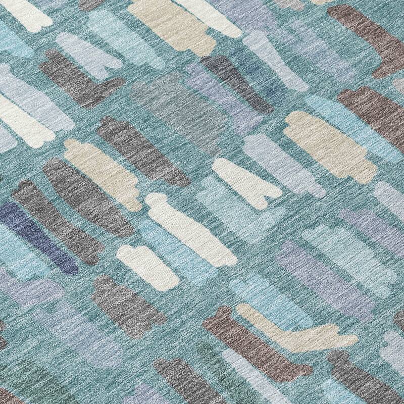 Machine Washable Indoor/ Outdoor Modern Mosaic Chantille Rug