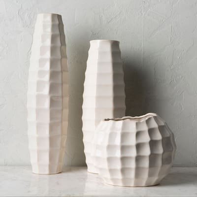 Nasos Modern Ceramic Outdoor Safe Vase Set (3 Pieces)
