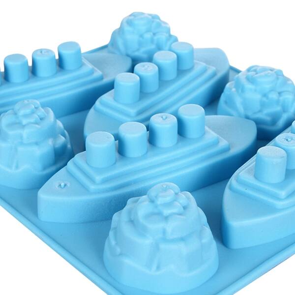 Titanic Ship Boats Ice Trays Cube Chocolate Jello Bake Molds Silicone Kid  Fun - Bed Bath & Beyond - 23130857