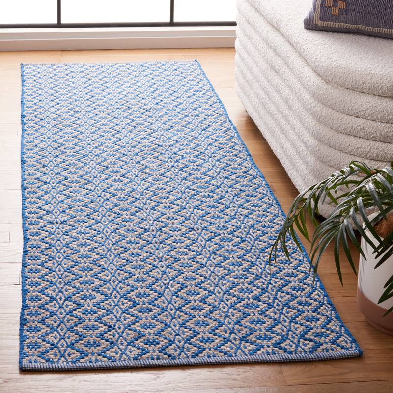 SAFAVIEH Handmade Flatweave Montauk Anky Casual Cotton Rug - 2'3" x 8' Runner - Ivory/Blue