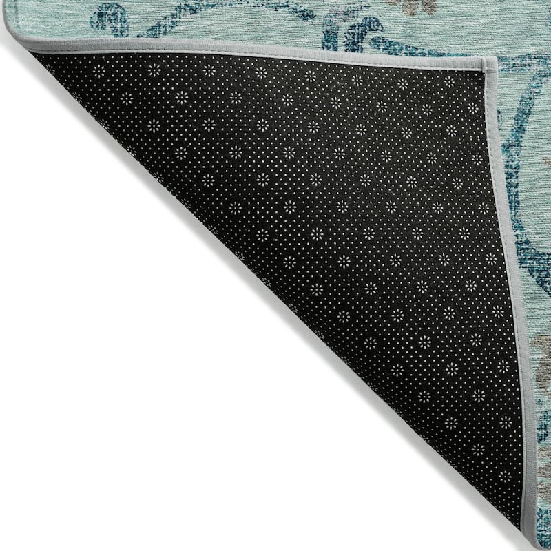 Machine Washable Indoor/ Outdoor Chantille Scroll Floral Rug