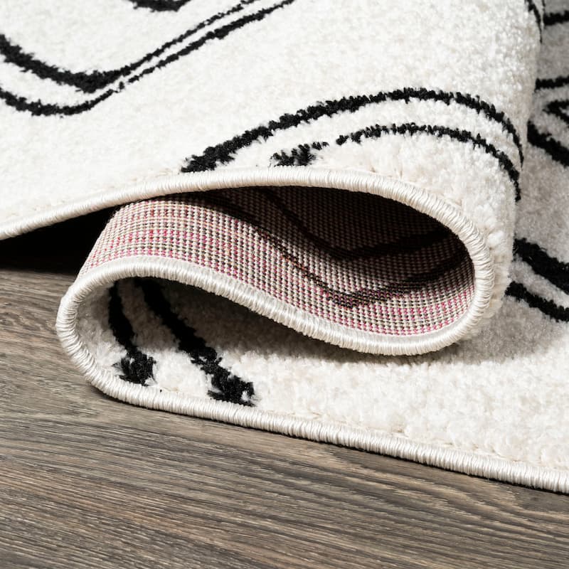 JONATHAN Y Alaro Moroccan Style Diamond Shag Area Rug