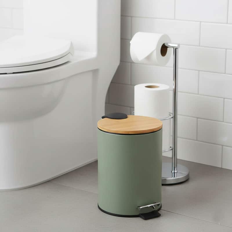 Stylish Trash Can with Bamboo Lid and Pedal, 2.5L Capacity - 9.2" H x 8" L x 8" W - Green