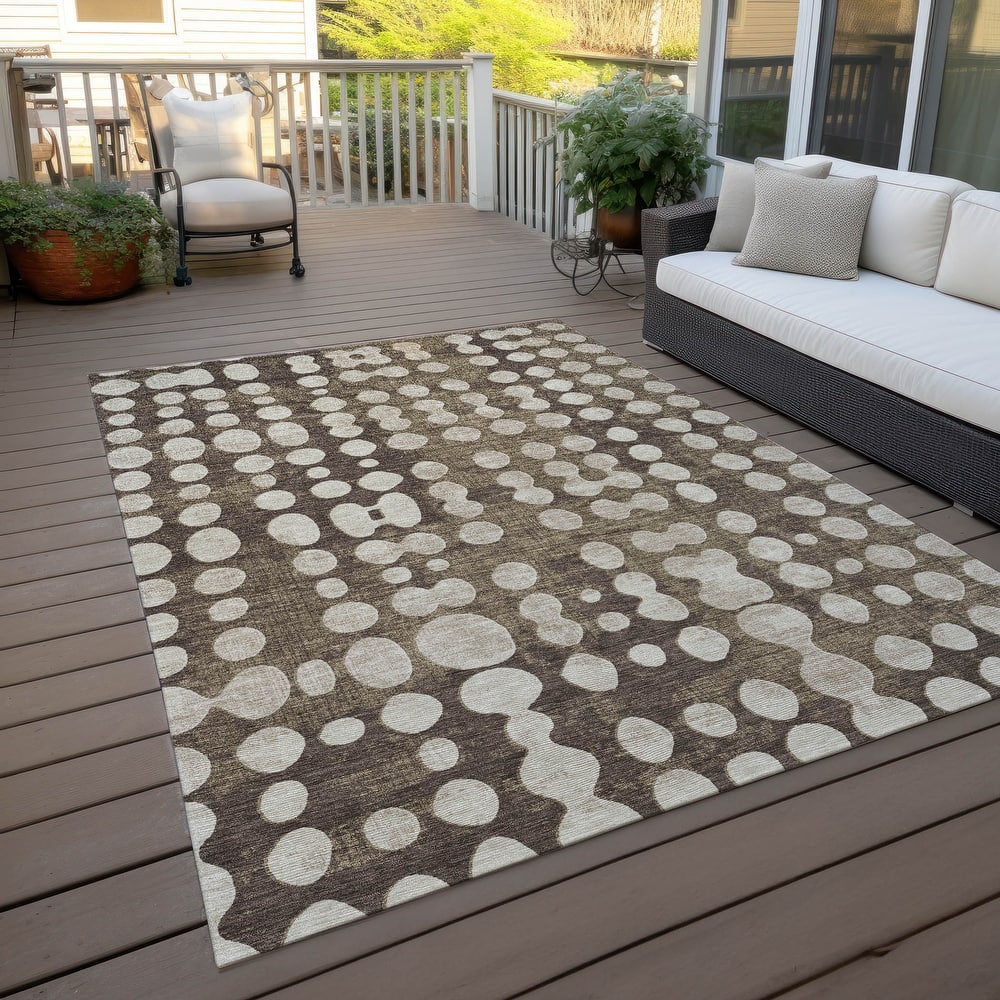 Machine Washable Indoor/ Outdoor Chantille Abstract Dots Rug