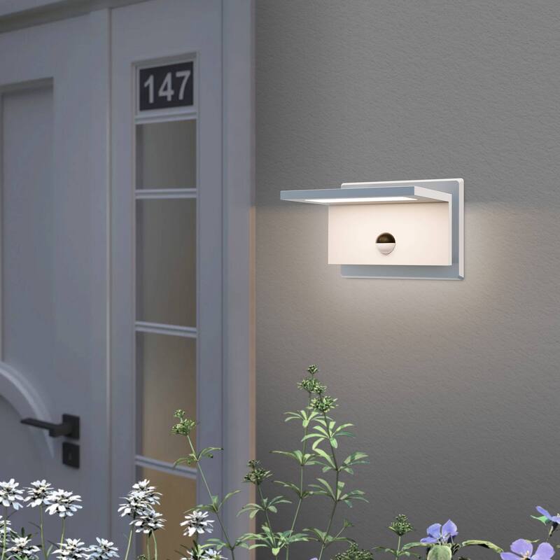 Inowel Wall Light Outdoor LED PIR Sensor Sconce IP54 10W 680Lm