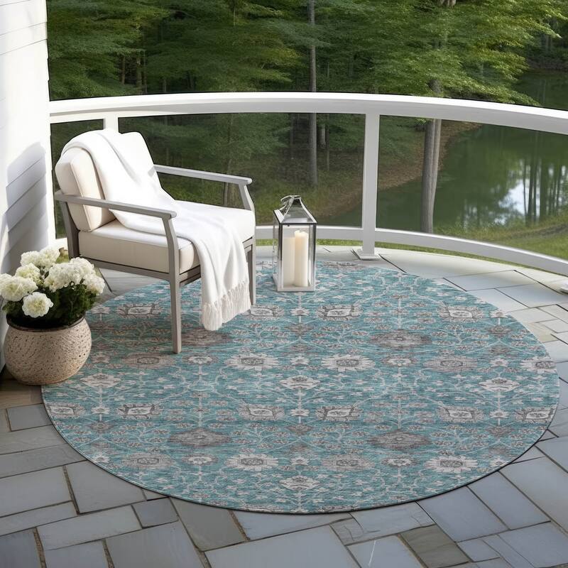 Machine Washable Indoor/ Outdoor Traditional Casual Chantille Rug