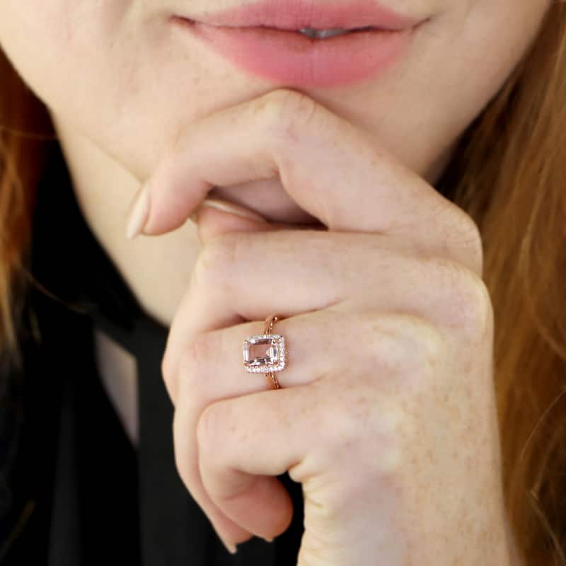 Auriya 9/10ct Emerald-Cut Morganite and 1/10ctw Halo Diamond Ring 10-karat Rose Gold