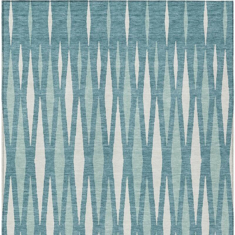 HomeRoots Geometric Transitional Rectangle Outdoor Rug