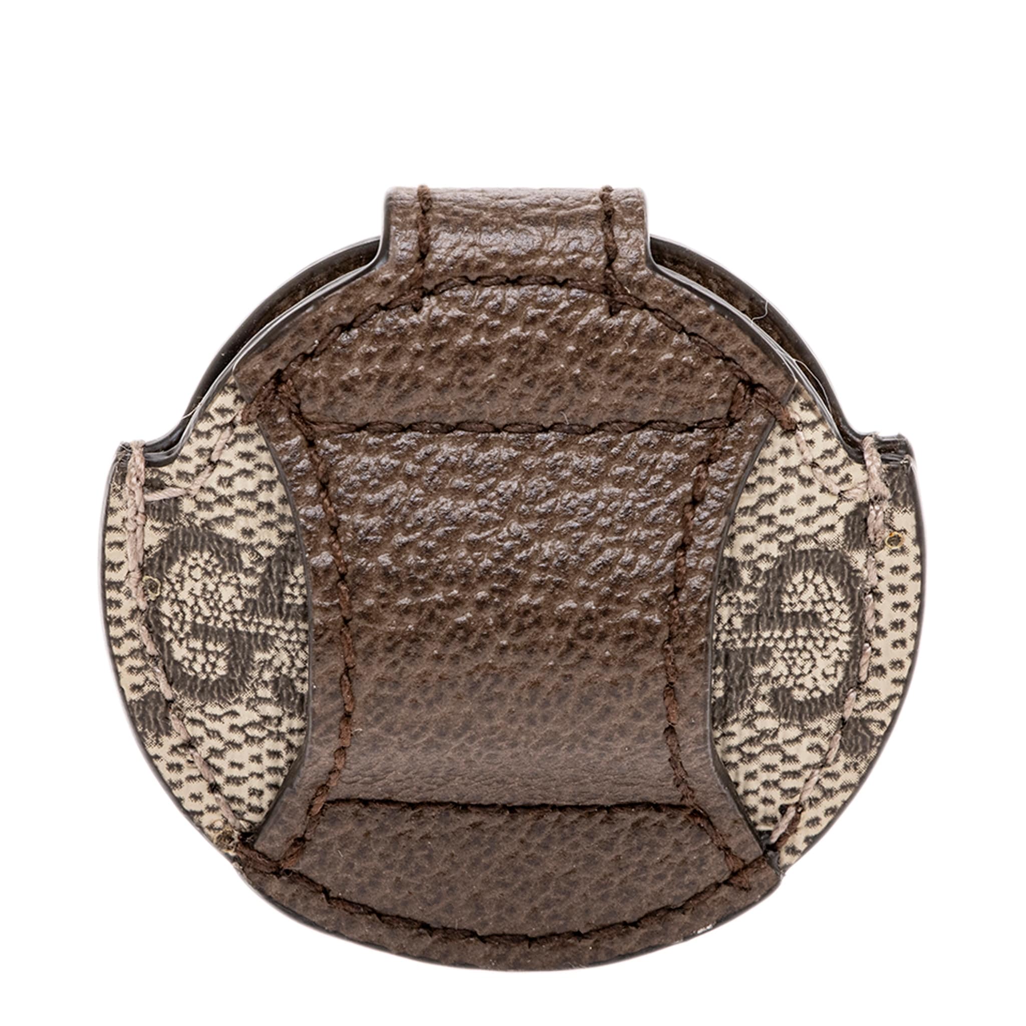 Gucci-GG-Supreme-AirTag-Holder.jpg