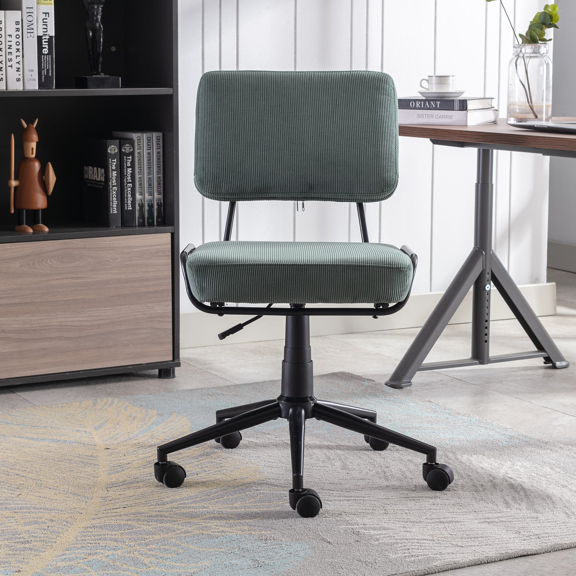 Swivel rolling chair online