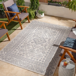 Livabliss Lexi Global Medallion Indoor/ Outdoor Area Rug