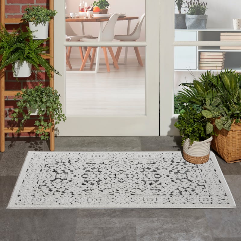 Nourison Calobra Transitional Persian Floral Indoor Outdoor Area Rug