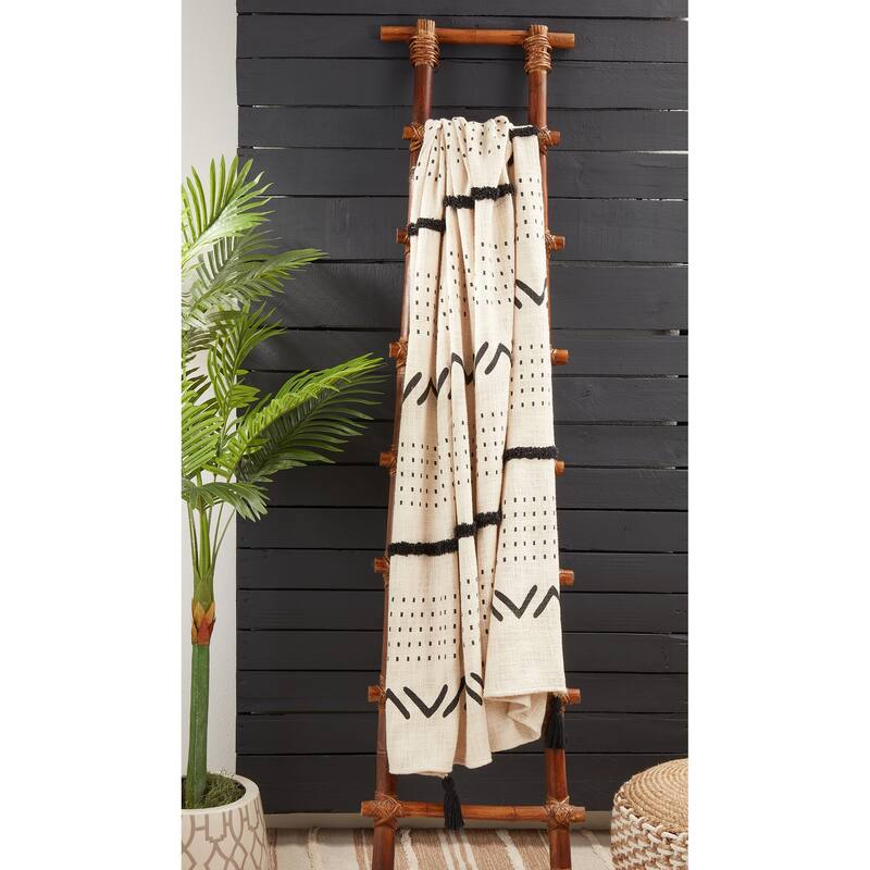 Tufted Design Throw