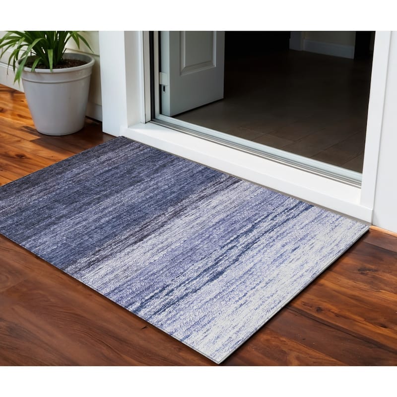 HomeRoots Ombre Transitional Rectangle Outdoor Rug - 3' x 5'
