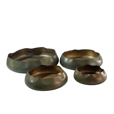 Set of 4 Organic Iron Round Trays Green Patina
