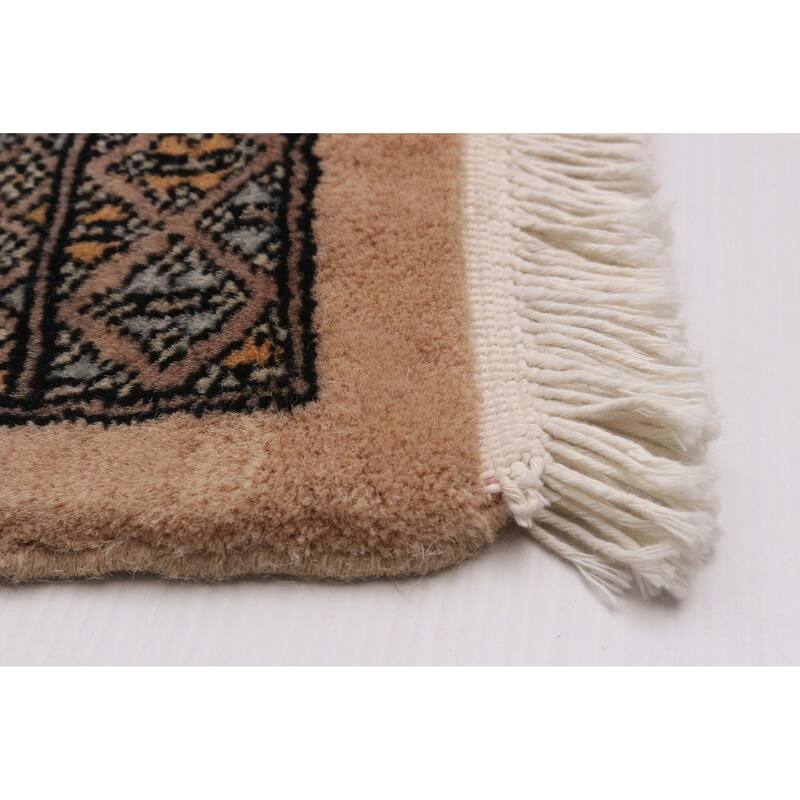 ECARPETGALLERY Hand-knotted Finest Peshawar Bokhara Beige Wool Rug - 4'1 x 6'6
