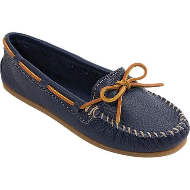 minnetonka boat shoes
