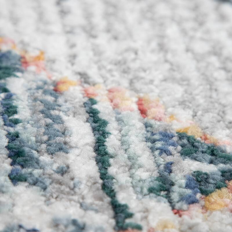 Modern Area Rug Boho Style colorful Diamond pattern in Cream and Red