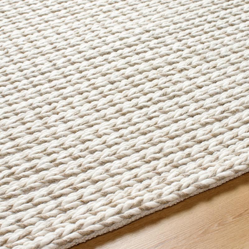 Livabliss Sundance Casual Dots Area Rug