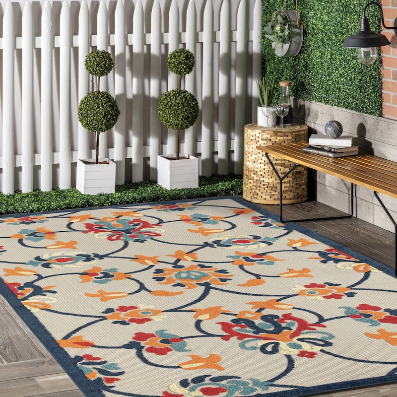 Copac Traditional Floral Performance Indoor/Outdoor Area Rug by Sevita