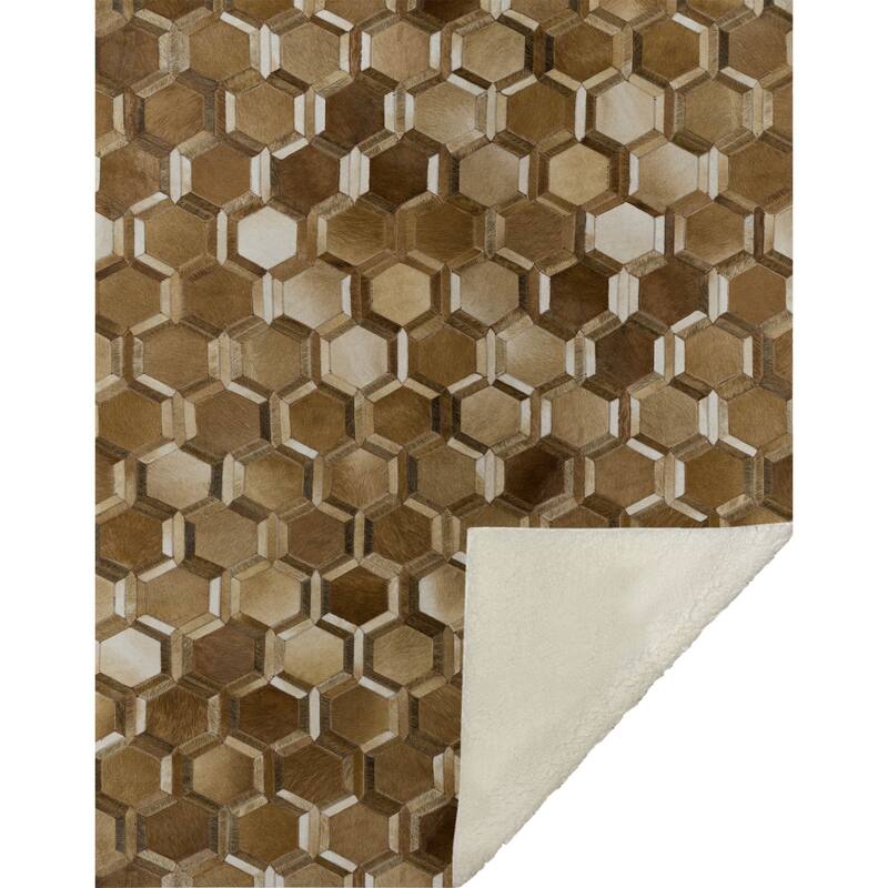 HomeRoots 50" X 70" Brown And Beige Geometric Microfiber Plush Throw Blanket