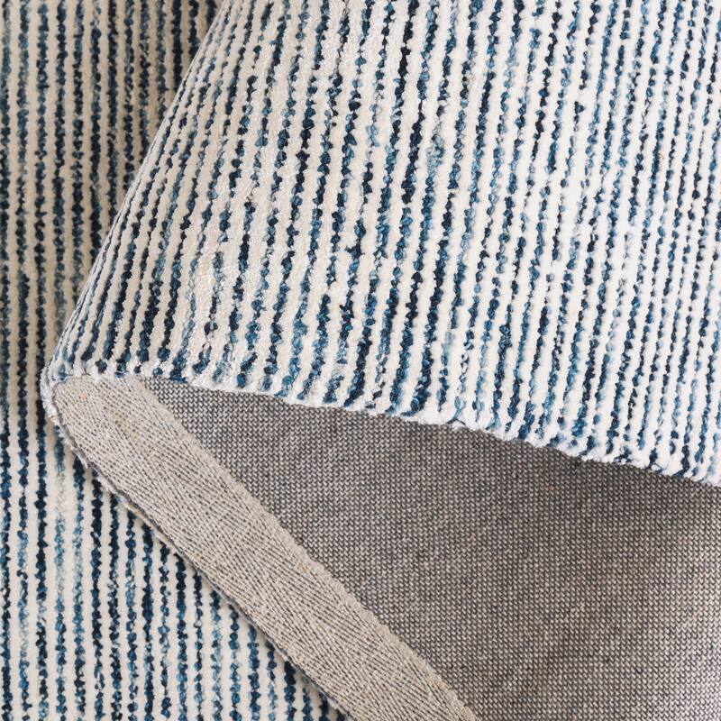 SAFAVIEH Handmade Soho Gorana Wool & Viscose Rug